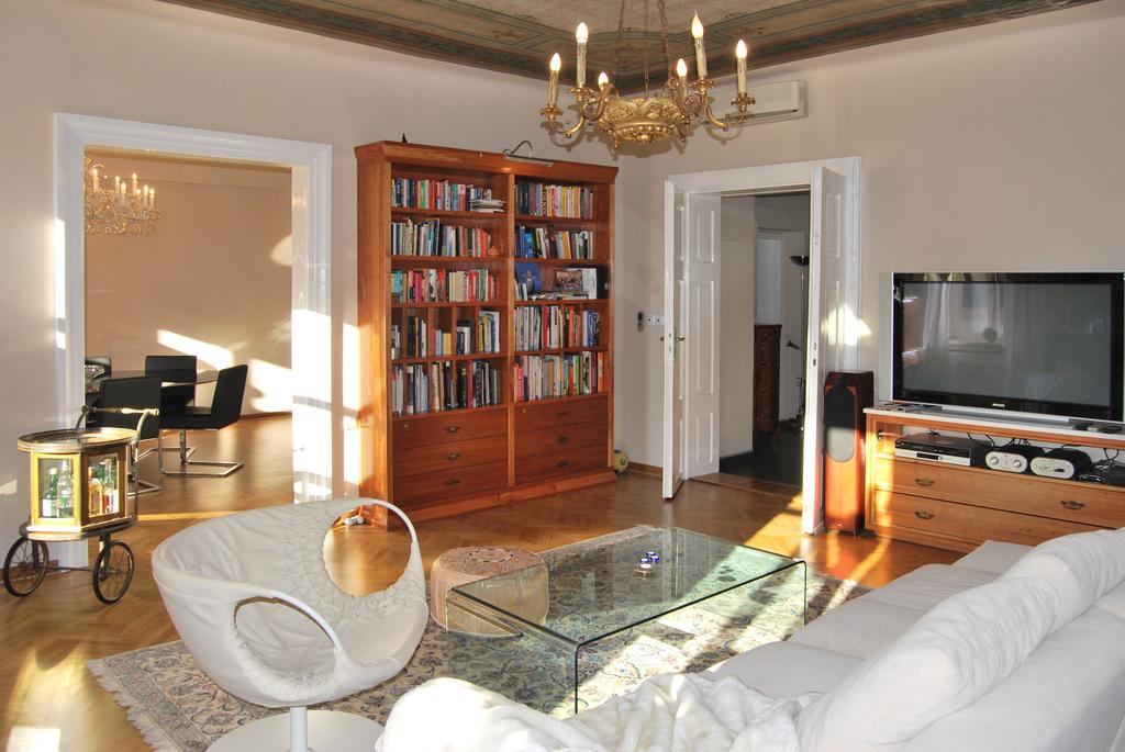 Neoclassical Luxury Apartment Ljubljana Kültér fotó